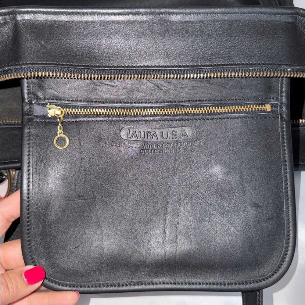 LAURA USA Black Leather Tote Bag with Gold harware - Picture 14 of 17